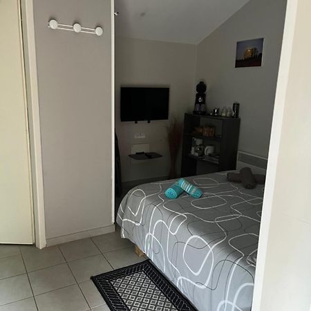 Apartament Le Velo Rouge La Douze Zewnętrze zdjęcie